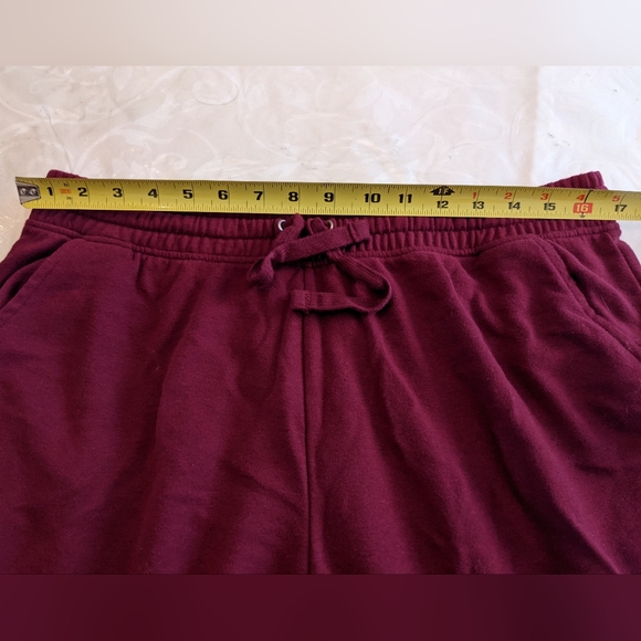 Comfy Athleisure Burgundy Pants, Size Women L - Picture 8 of 11